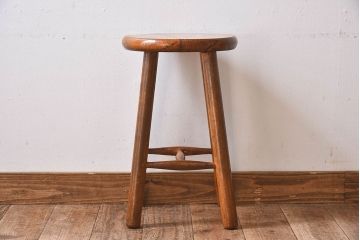 レトロ家具　昭和レトロ　パイン材　古い木の質感が味のある丸型スツール(椅子、チェア)