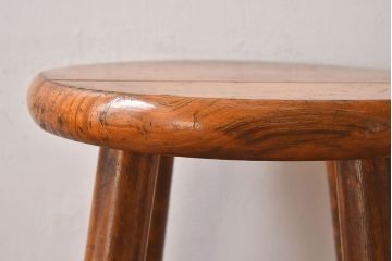レトロ家具　昭和レトロ　パイン材　古い木の質感が味のある丸型スツール(椅子、チェア)