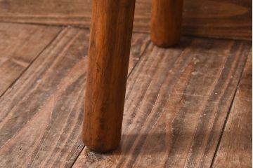 レトロ家具　昭和レトロ　パイン材　古い木の質感が味のある丸型スツール(椅子、チェア)