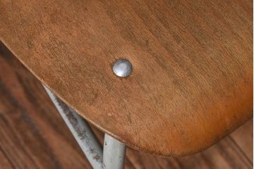 ヴィンテージ家具　ビンテージ　シンプルでデザインのスクールチェア(キッズチェア、椅子)(1)