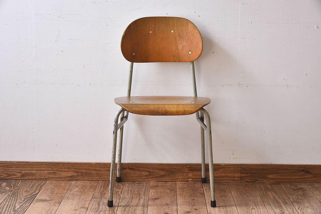 ヴィンテージ家具　ビンテージ　シンプルでデザインのスクールチェア(キッズチェア、椅子)(3)