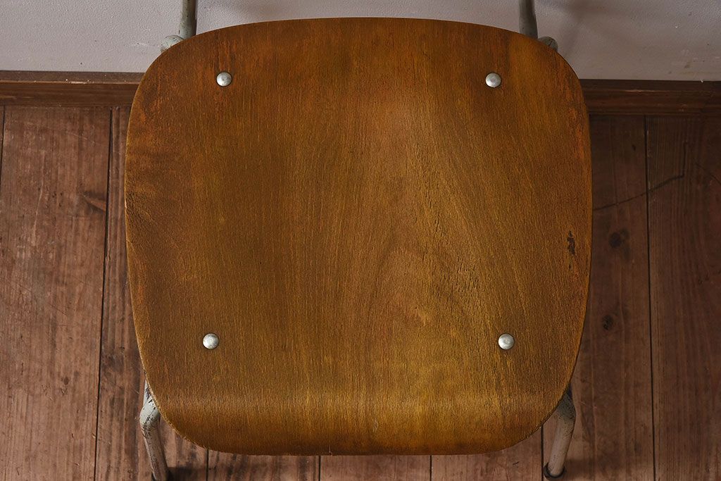 ヴィンテージ家具　ビンテージ　シンプルでデザインのスクールチェア(キッズチェア、椅子)(3)