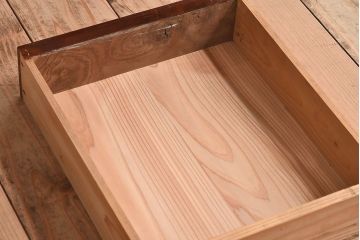 アンティーク家具　和製アンティーク　総欅材　漆塗り!上品な脚のデザインが惹かれる座卓