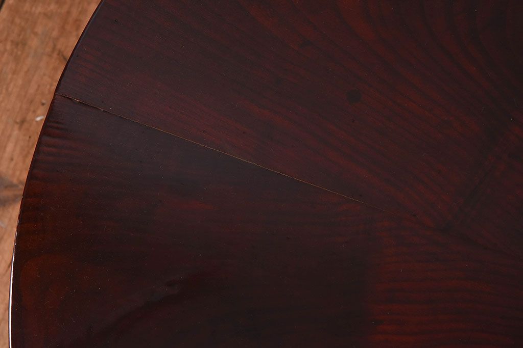 アンティーク家具　和製アンティーク　総欅材　漆塗り!上品な脚のデザインが惹かれる座卓