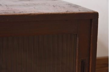 レトロ家具　昭和レトロ　モールガラス入りの小さなローボード(収納棚、戸棚)