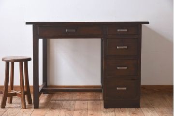 レトロ家具　昭和レトロ　古いナラ材の重厚な片袖机(学習机、在宅ワーク、在宅用デスク)