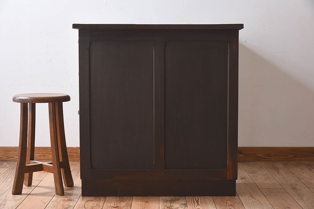 レトロ家具　昭和レトロ　古いナラ材の重厚な片袖机(学習机、在宅ワーク、在宅用デスク)