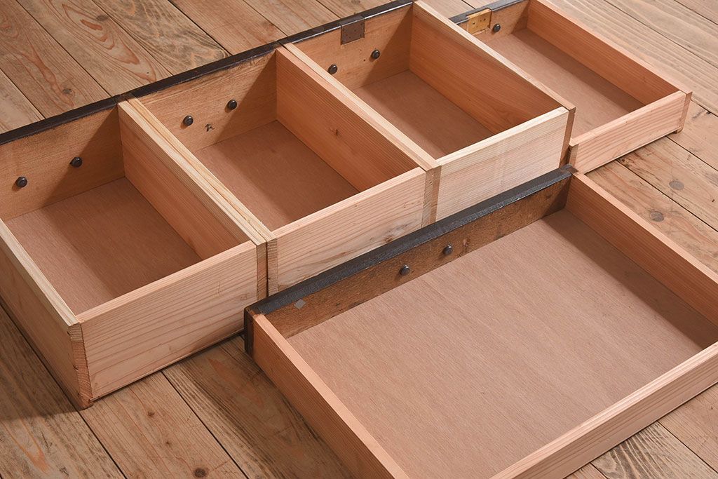 レトロ家具　昭和レトロ　古いナラ材の重厚な片袖机(学習机、在宅ワーク、在宅用デスク)