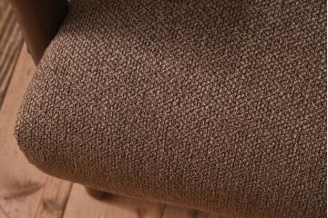 ヴィンテージ家具　和製ビンテージ　厚みのあるクッションが魅力的なサロンチェア(アームチェア、一人掛けソファ)(1)