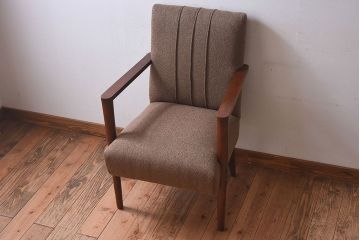 ヴィンテージ家具　和製ビンテージ　厚みのあるクッションが魅力的なサロンチェア(アームチェア、一人掛けソファ)(2)