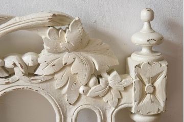 アンティーク家具　フランスアンティーク　上品な彫刻が魅力的なペイントチェア