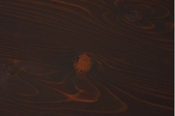 アンティーク家具　和製アンティーク　使い込まれた質感が味わい深い鉄脚付き衣装箪笥(ローボード)(1)