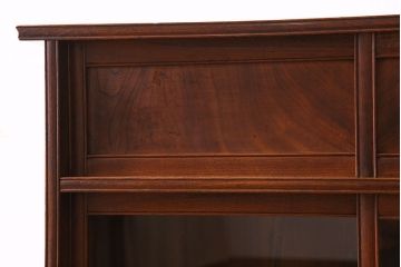 アンティーク家具　和製アンティーク　三方欅材の上質な茶箪笥(茶棚、収納棚)