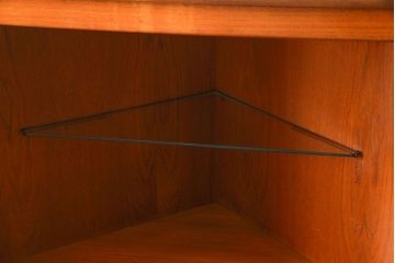 アンティーク家具　G-PLAN(ジープラン)　チーク材　コーナーキャビネット