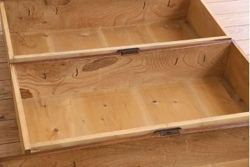 アンティーク家具　和製アンティーク　上手物!前面総欅材の重厚な収納箪笥(水屋箪笥、サイドボード、サイドキャビネット)