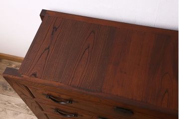 アンティーク家具　和製アンティーク　上手物!前面総欅材の重厚な収納箪笥(水屋箪笥、サイドボード、サイドキャビネット)