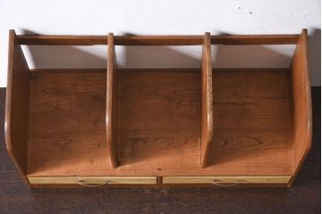 アンティーク雑貨　昭和レトロ　引き出し2杯付き!違った木の色味が味わえる本立て