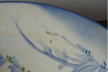 アンティーク雑貨　大正〜昭和期　染付　繊細な絵柄が美しい陶磁器の手水鉢