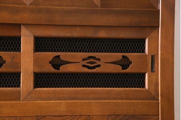 アンティーク家具　和製アンティーク 上質で風情のある四尺水屋箪笥(食器棚、収納箪笥)