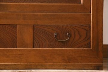 アンティーク家具　和製アンティーク 上質で風情のある四尺水屋箪笥(食器棚、収納箪笥)