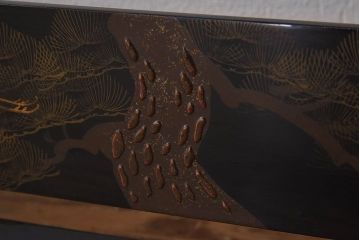 アンティーク雑貨　古民具・骨董　鶴と松が繊細に描かれた衣桁
