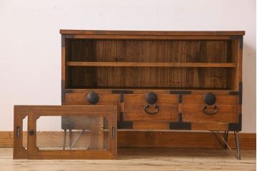 アンティーク家具　和製アンティーク　3杯引き出し付き!鉄脚箪笥ローボード(ローチェスト)