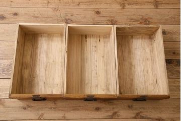 アンティーク家具　和製アンティーク　3杯引き出し付き!鉄脚箪笥ローボード(ローチェスト)