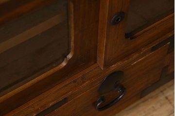 アンティーク家具　和製アンティーク　3杯引き出し付き!鉄脚箪笥ローボード(ローチェスト)