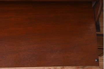 大正ロマン　彫刻が美しい豪華な面持ちの収納棚(戸棚、ライティングキャビネット)