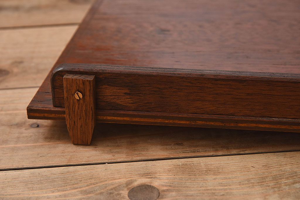 大正ロマン　彫刻が美しい豪華な面持ちの収納棚(戸棚、ライティングキャビネット)