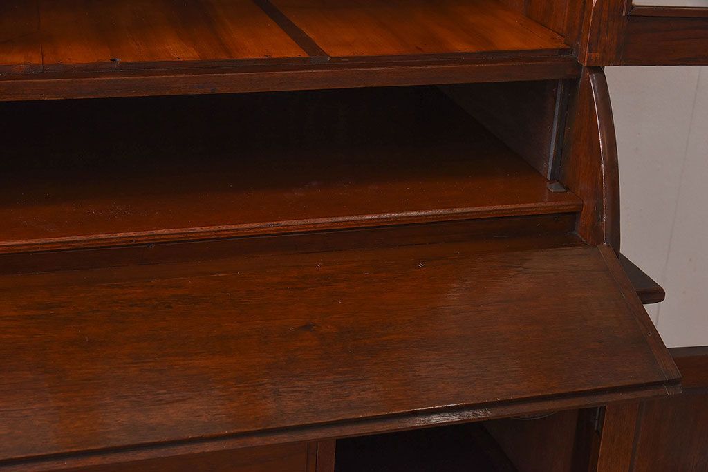 大正ロマン　彫刻が美しい豪華な面持ちの収納棚(戸棚、ライティングキャビネット)