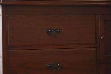 大正ロマン　彫刻が美しい豪華な面持ちの収納棚(戸棚、ライティングキャビネット)