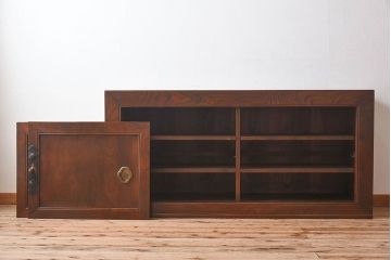 明治大正期　前面ケヤキ材　太い框が印象的な上手物のサイドボード(サイドキャビネット)