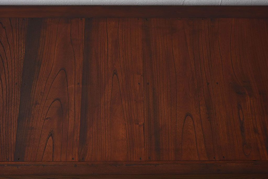 明治大正期　前面ケヤキ材　太い框が印象的な上手物のサイドボード(サイドキャビネット)