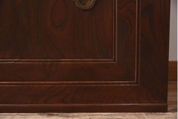 明治大正期　前面ケヤキ材　太い框が印象的な上手物のサイドボード(サイドキャビネット)