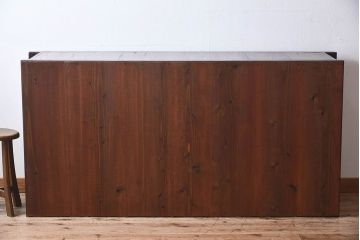 明治大正期　前面ケヤキ材　太い框が印象的な上手物のサイドボード(サイドキャビネット)