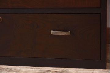 レトロ家具　昭和レトロ　前面栗材製　モールガラス入り!衣装箪笥(引き出し、チェスト)