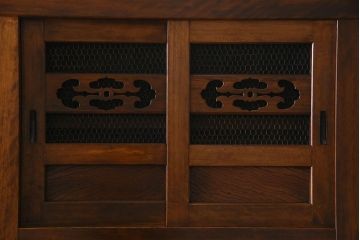 アンティーク家具　古民具・骨董　欅・檜材　昇り引き出し付き!六尺水屋箪笥(食器棚、収納棚)