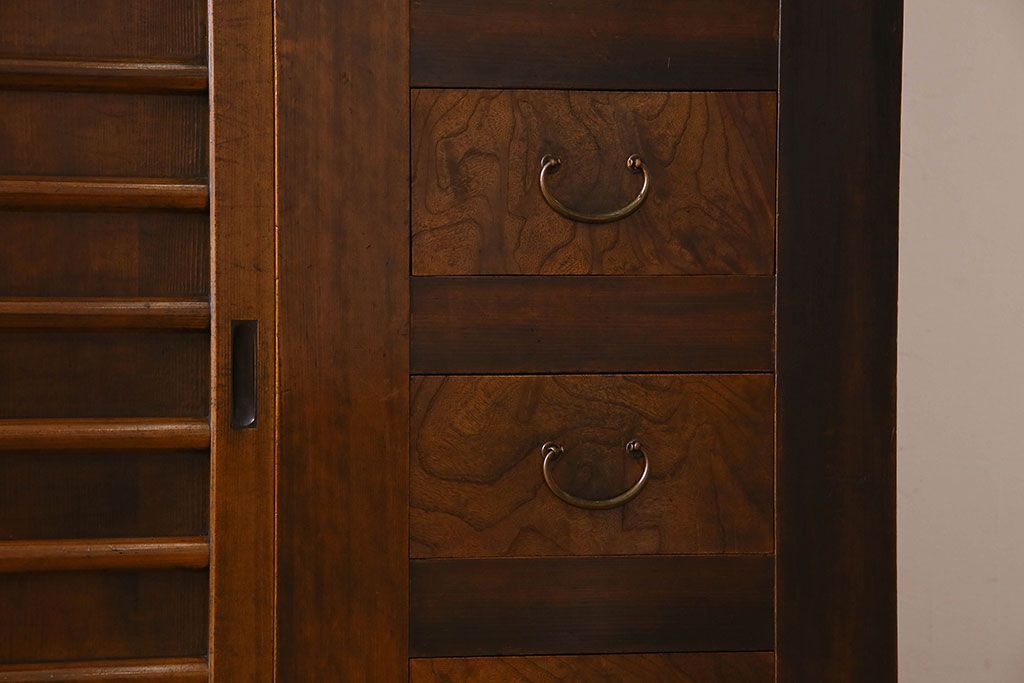 アンティーク家具　古民具・骨董　欅・檜材　昇り引き出し付き!六尺水屋箪笥(食器棚、収納棚)