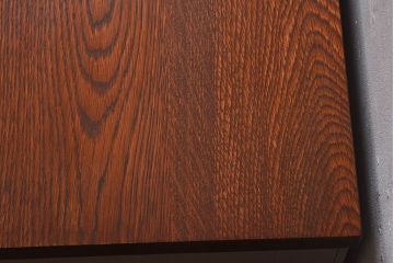 アンティーク家具　ペイントカラーと木のコントラストが素敵なローチェスト(ローボード)