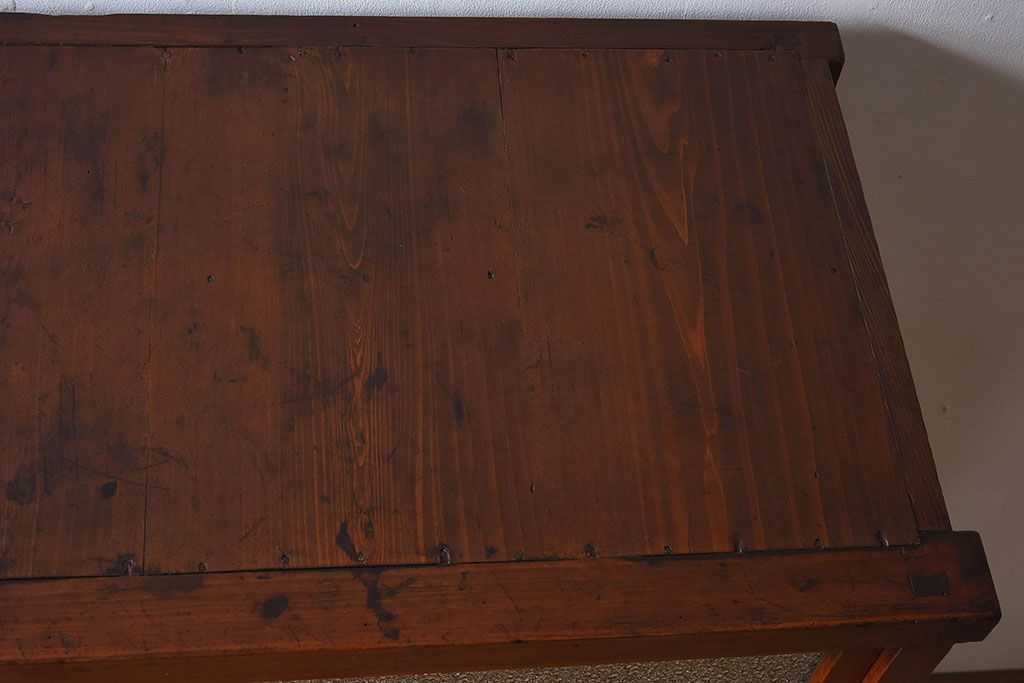 アンティーク家具　和製アンティーク　ダイヤガラス入り!古い木の質感が味わい深い収納棚(食器棚、戸棚)