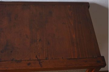 アンティーク家具　和製アンティーク　ダイヤガラス入り!古い木の質感が味わい深い収納棚(食器棚、戸棚)