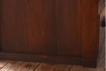 アンティーク家具　和製アンティーク　ダイヤガラス入り!古い木の質感が味わい深い収納棚(食器棚、戸棚)