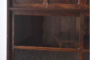 アンティーク家具　和製アンティーク　前面欅材　杢目が魅力的な茶箪笥(茶棚、収納棚)