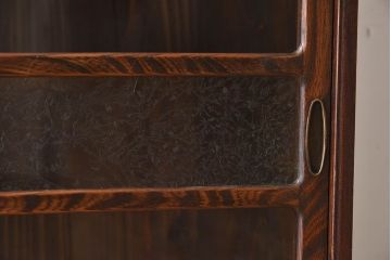 アンティーク家具　和製アンティーク　前面欅材　杢目が魅力的な茶箪笥(茶棚、収納棚)