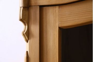 アンティーク家具　フランスアンティーク　パイン材の温もり溢れるキャビネット(ワードローブ、収納棚、戸棚)