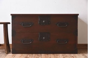 アンティーク家具　和製アンティーク　ヒノキ材天板でリメイクした時代箪笥ローボード(サイドボード)