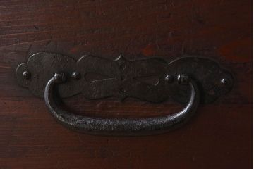 アンティーク家具　和製アンティーク　ヒノキ材天板でリメイクした時代箪笥ローボード(サイドボード)