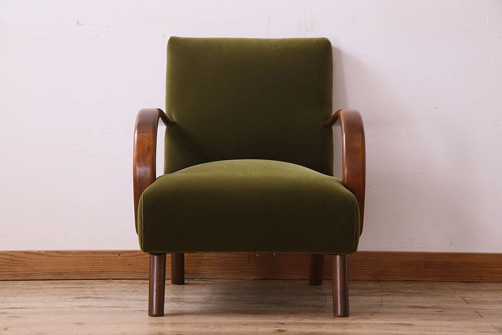 レトロ家具　昭和レトロ　カバ材　落ち着きのあるカラーのアームチェア(シングルソファ)