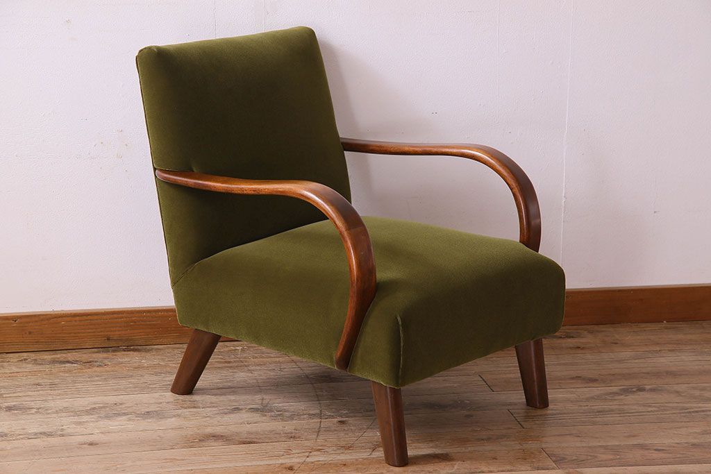 レトロ家具　昭和レトロ　カバ材　落ち着きのあるカラーのアームチェア(シングルソファ)